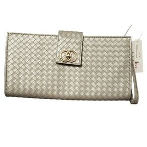 Linea Donna Gray And Gold Woven Vegan Leather Wristlet Clutch NWT